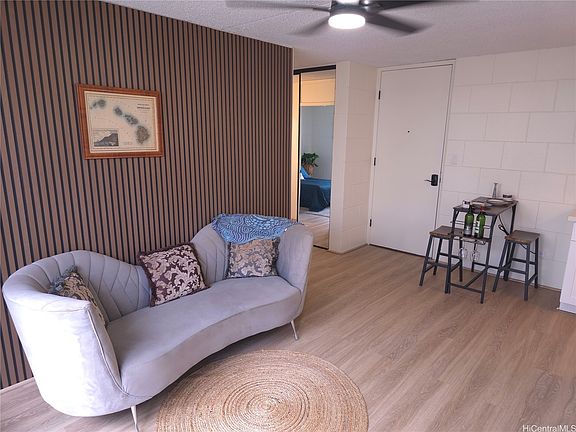 2nd image of 2845 Waialae Ave APT 121