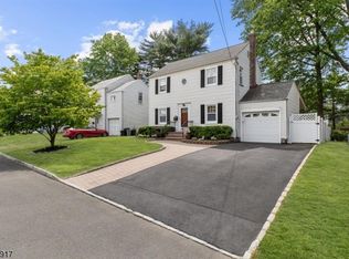 206 Woodmont Rd, Union, NJ 07083