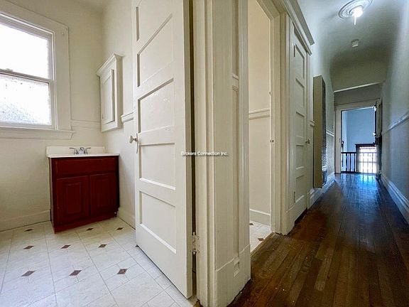 5th image of 119 Duboce Ave #A