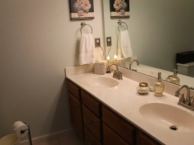 3765 Ellison Dr — Photo 6