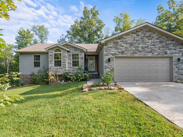 114 Beechwood Dr, Irvine, KY 40336