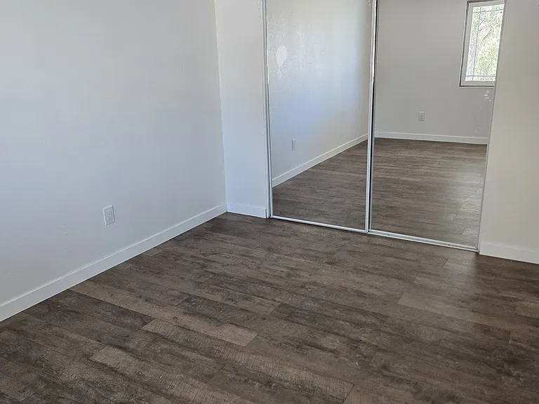 14906 S Culver Rd — Photo 3