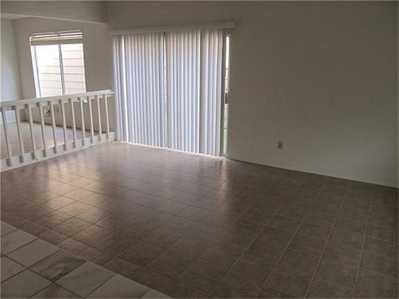 3rd image of 10602 Chapel Hill Dr
