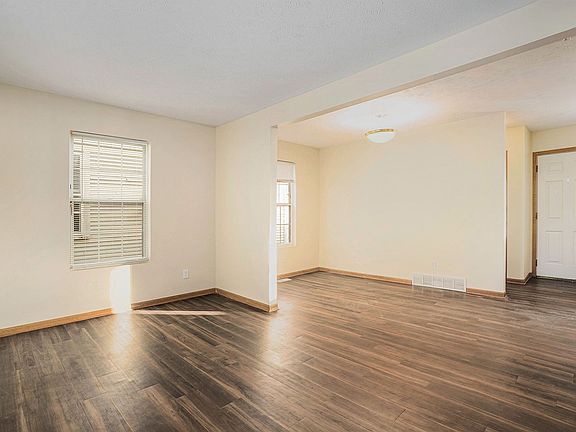 3rd image of 500 Highland St SE