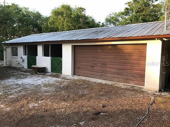 5th image of 495 Eden Dr