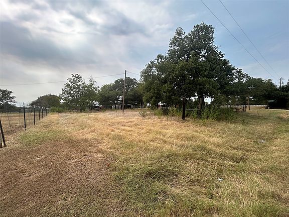 2nd image of County Road 2139