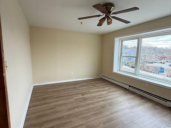 4th image of 30 Chandler Sq APT 4