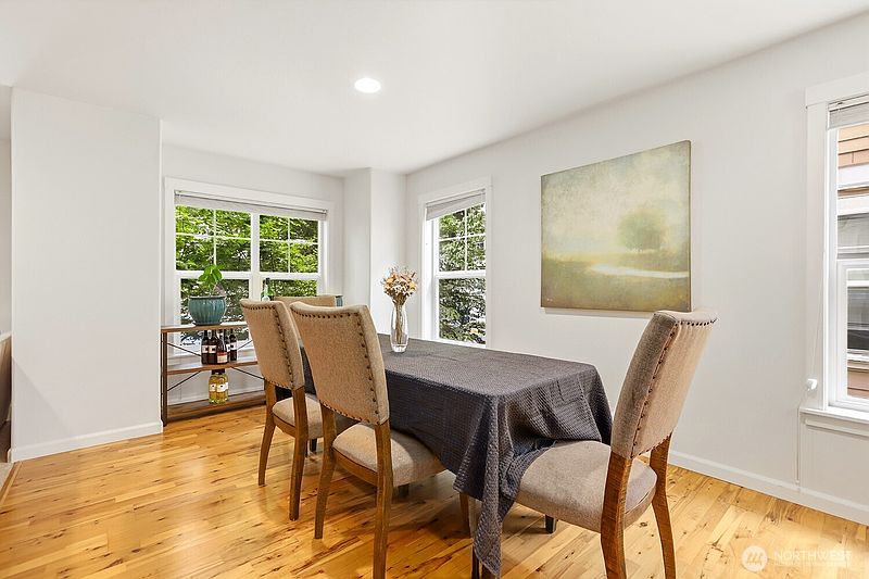 5th image of 17520 12th Avenue NE #B