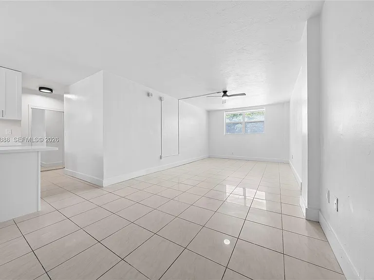 1300 Lincoln Rd #D204 — Photo 11