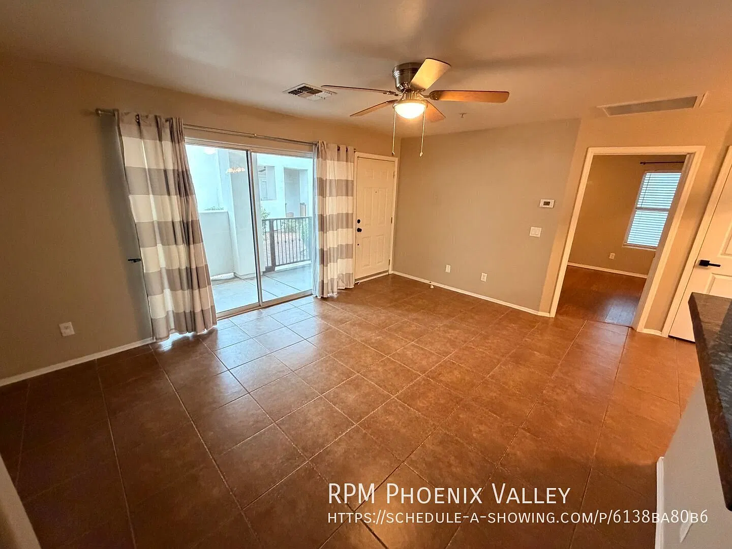 Beautiful 2 Bed / 2 Bath Condo in North Phoenix — Photo 4
