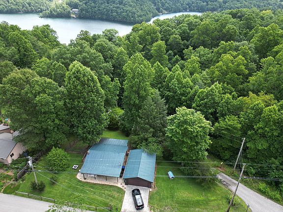 2nd image of 1227 Fount Hubbard Rd