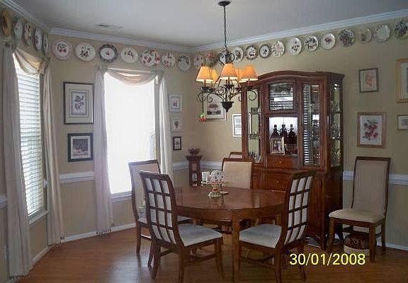5th image of 4523 Beacon Hill Dr