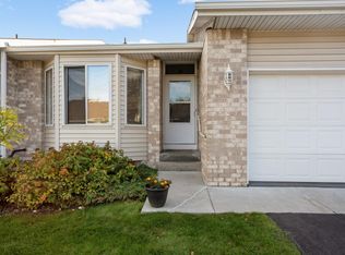 12818 Glen Ct, Apple Valley, MN 55124