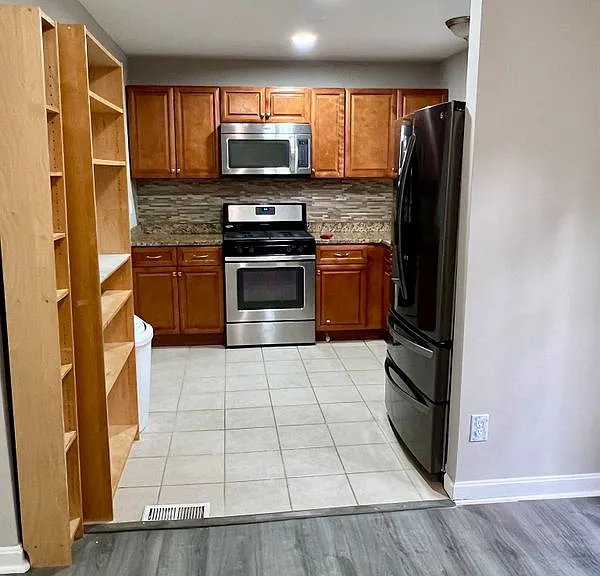 14713 Cardigan Sq — Photo 14