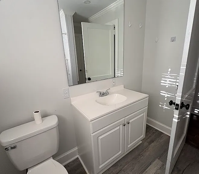 37 Holmes Dr — Photo 17