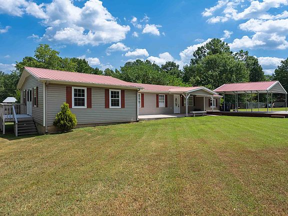 3rd image of 117 Lake Ln