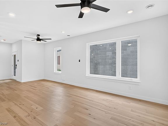 4th image of 1352 W 78th St