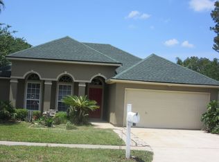 196 Southern Grove Dr, Saint Johns, FL 32259