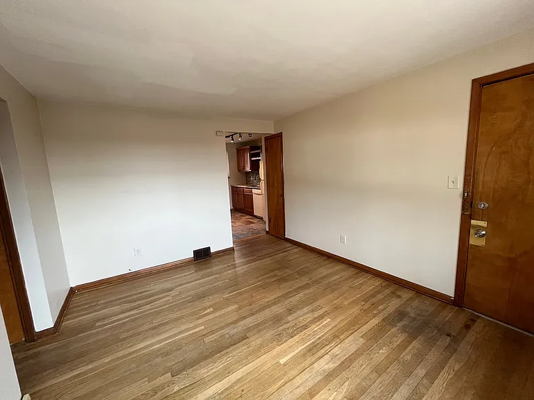 140 Lacrosse St #B3 — Photo 6