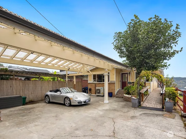 10008 Rainier Avenue S, Seattle, WA 98178