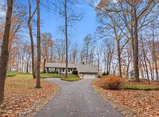 12 Wheeler Rd, North Salem, NY 10560