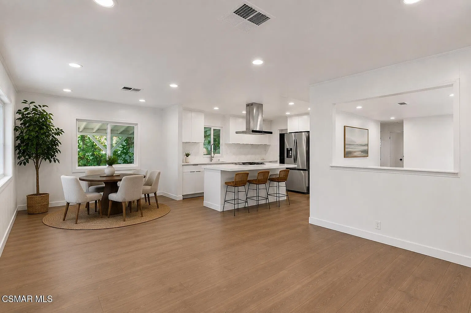 3 bed, 1536 sqft, $3,600 — Photo 1