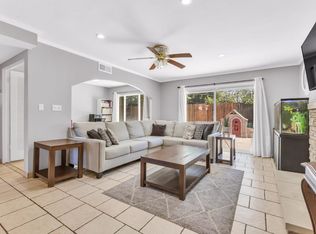 7287 Palmer House Dr, Sacramento, CA 95828