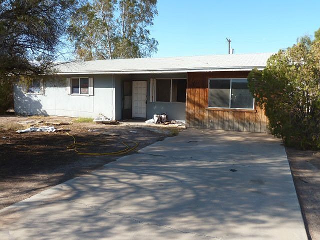1st image of 1258 N Mesquite Ln