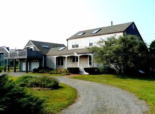 11 Dunes Rd, Edgartown, MA 02539