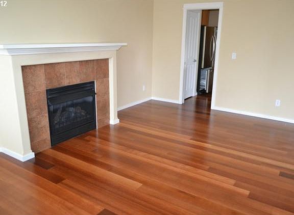 2nd image of 736 NE 72nd Ave