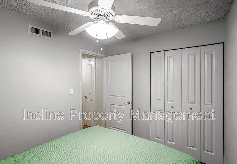 781 N Valley View Dr #16 — Photo 41
