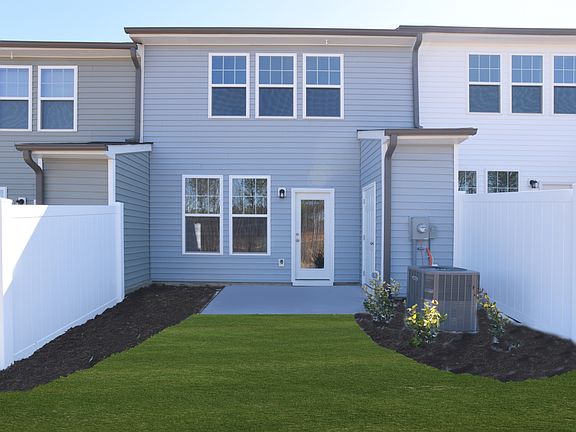 Review of 663 Leland Hill Circle, Zebulon, NC, 27597.