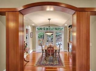 19635 NE 33rd Pl, Sammamish, WA 98074