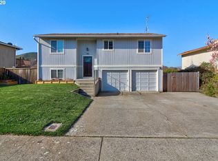615 Wasco Dr, The Dalles, OR 97058