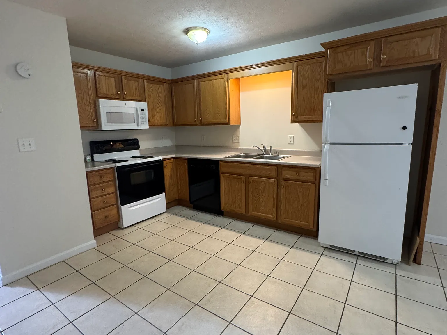 2 bed, 1191 sqft, $1,175 — Photo 2