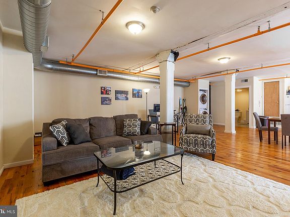 4th image of 200 Krams Ave APT 1