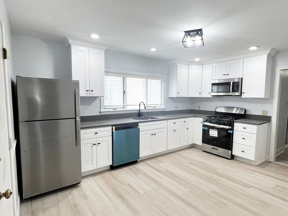 27 Prichard Ave Somerville MA Zillow