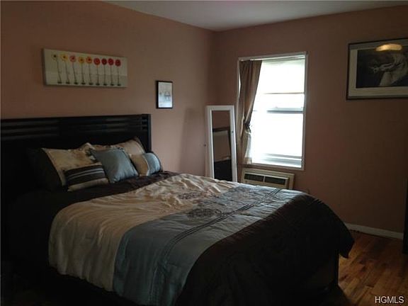 4th image of 415 Gramatan Ave APT 6D
