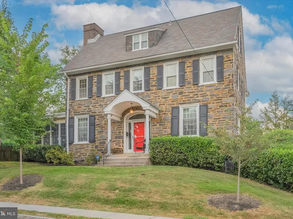 221 Argyle Rd, Ardmore, PA 19003
