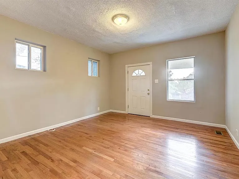 1222 Eastover Ave — Photo 10