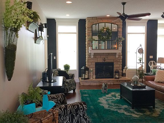 4th image of 8144 Clearbrook Dr