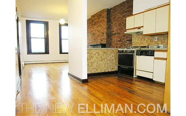 Rented by Douglas Elliman | media 22