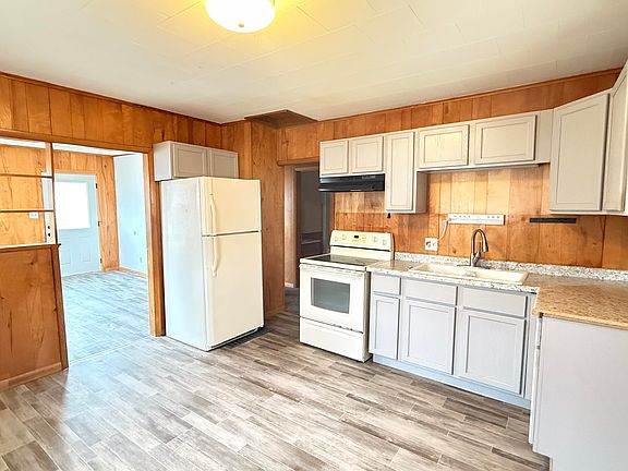 5th image of 514 Jackson St