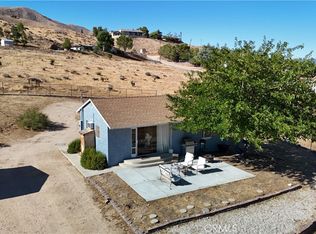 9762 Pioneer Rd, Apple Valley, CA 92308