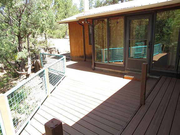 4th image of 22 Sweet Clover Ln