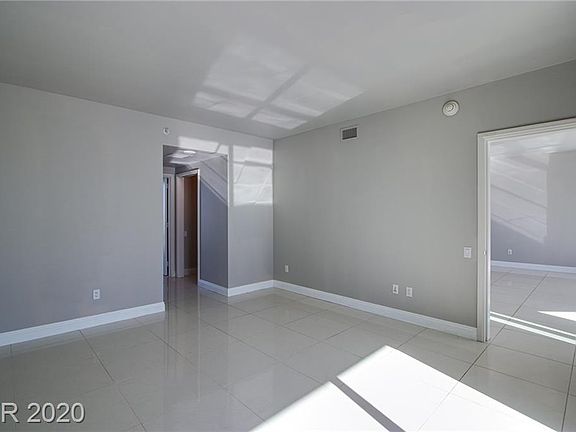 3rd image of 222 Karen Ave Unit 1401