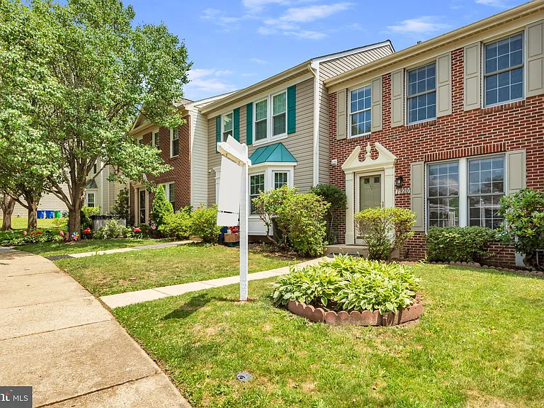 7920 Brightlight Pl — Photo 4