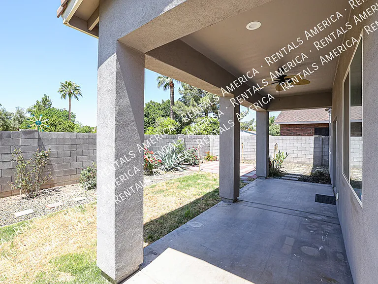 11862 N 79th Dr — Photo 29