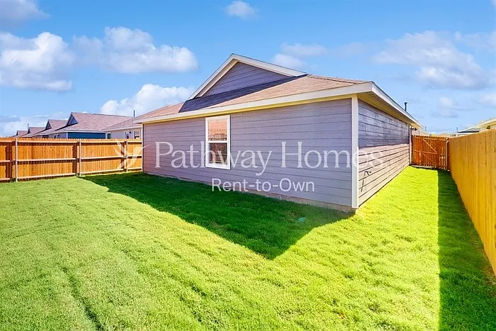 1329 Plum Rd — Photo 24