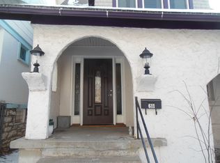611 E 42nd St, Kansas City, MO 64110